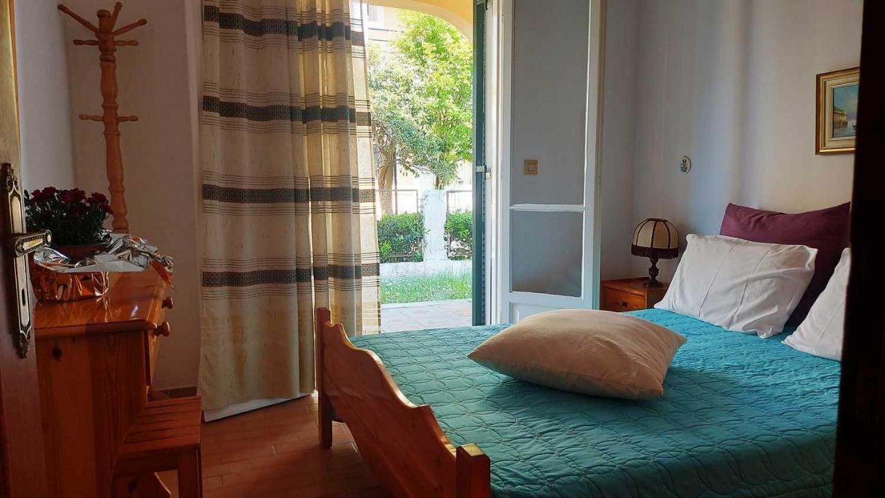 אצ'ארבי Elizabeth Apartments מראה חיצוני תמונה